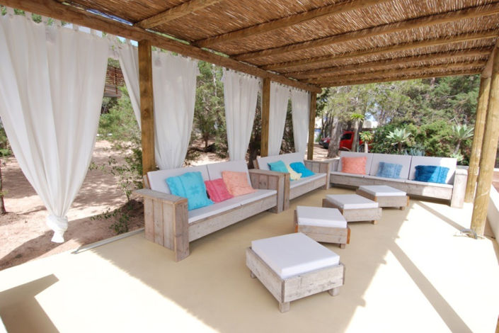 Image No.38-9 Bed Villa / Detached for sale