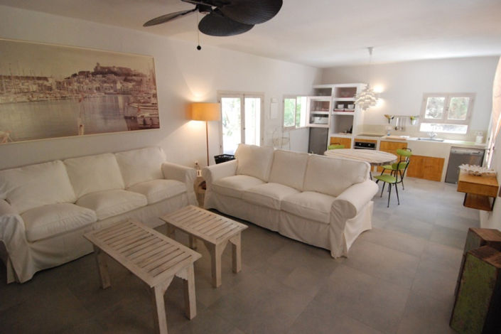 Image No.4-9 Bed Villa / Detached for sale