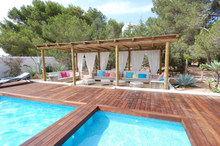 Image No.40-9 Bed Villa / Detached for sale