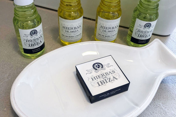 Image No.66-9 Bed Villa / Detached for sale