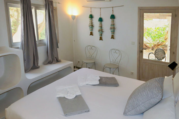 Image No.77-9 Bed Villa / Detached for sale