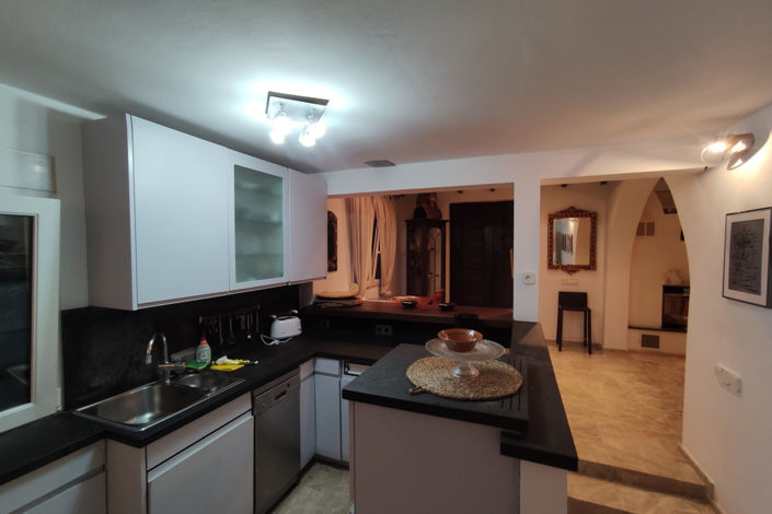 Image No.39-5 Bed Villa for sale