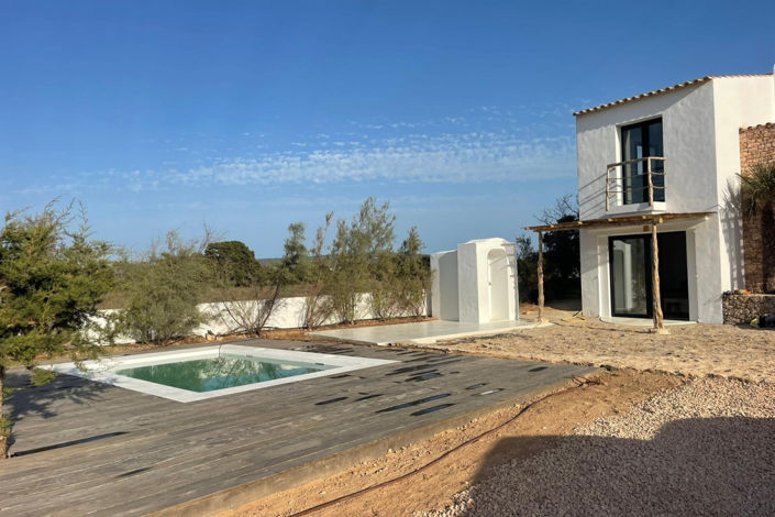 Image No.3-5 Bed Villa for sale