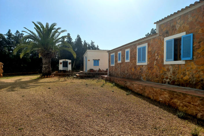 Image No.25-4 Bed Villa for sale