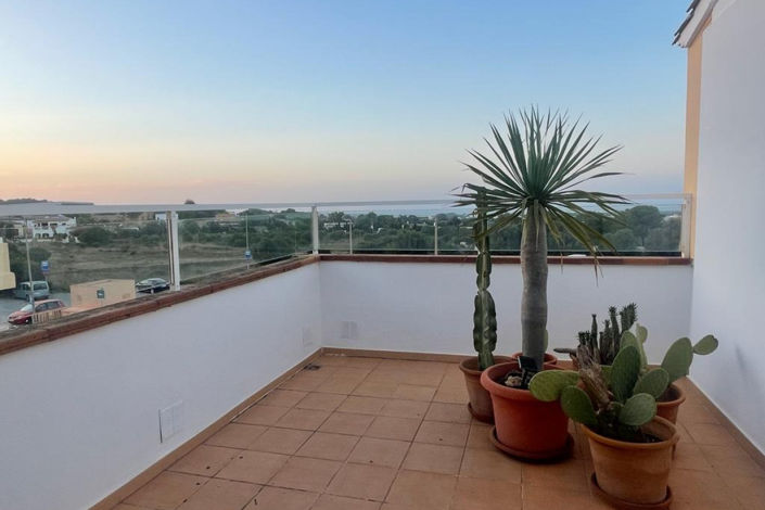 Image No.16-2 Bed Apartment for sale