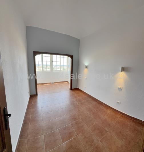 Image No.6-3 Bed Townhouse for sale