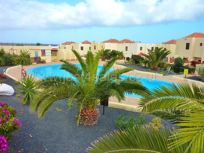 Image No.13-3 Bed Townhouse for sale