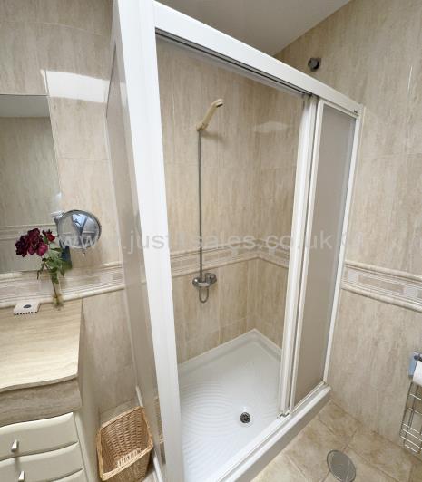 Image No.20-4 Bed Villa for sale