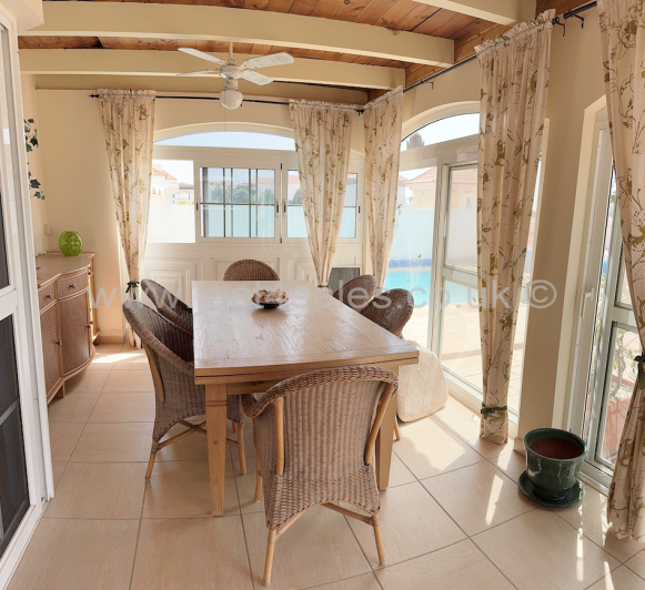 Image No.8-4 Bed Villa for sale