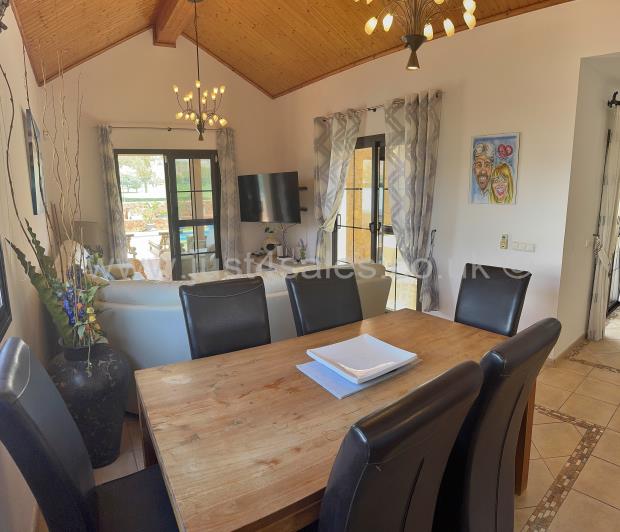 Image No.19-4 Bed Villa for sale