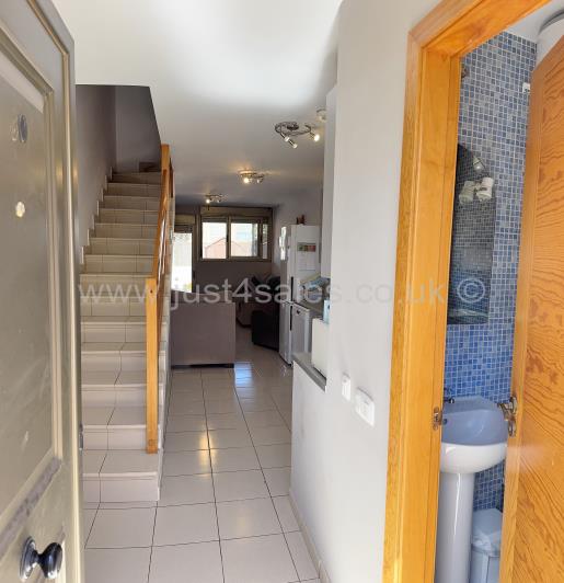 Image No.3-2 Bed Townhouse for sale