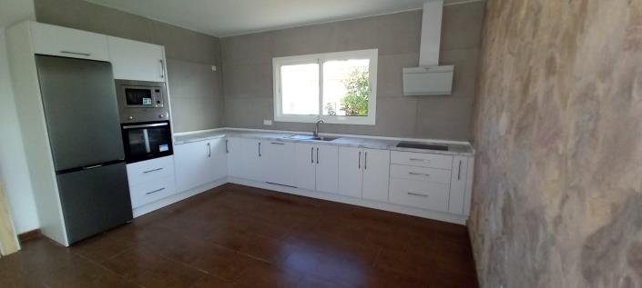 Image No.8-3 Bed Villa for sale