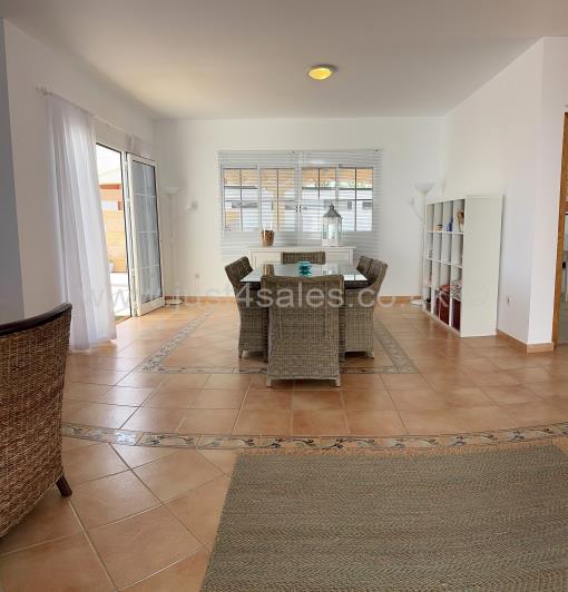 Image No.9-3 Bed Villa for sale