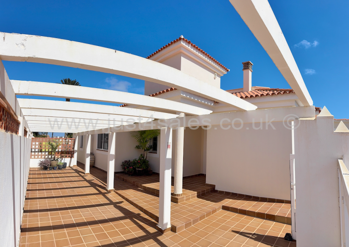 Image No.3-3 Bed Villa for sale