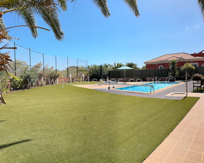 Image No.18-3 Bed Villa for sale