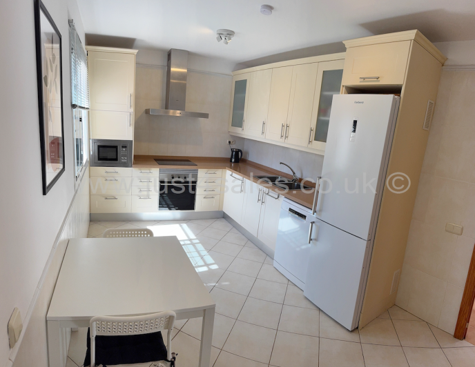 Image No.12-3 Bed Villa for sale