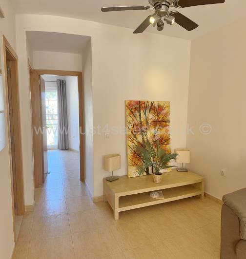 Image No.6-3 Bed Townhouse for sale