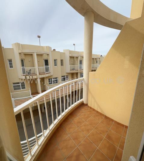 Image No.16-3 Bed Townhouse for sale