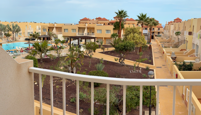 Image No.20-3 Bed Townhouse for sale