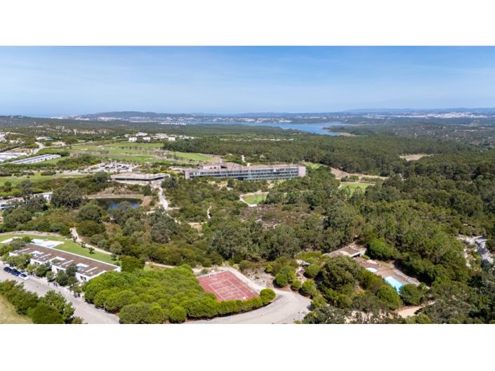 Image No.43-2 Bed House for sale