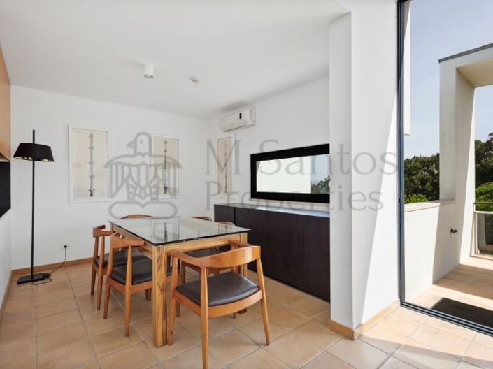 Image No.8-2 Bed House for sale