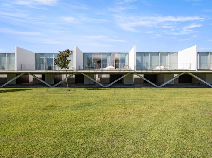 Image No.2-3 Bed House for sale