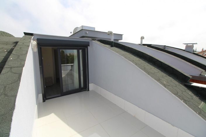 Image No.55-1 Bed Apartment for sale