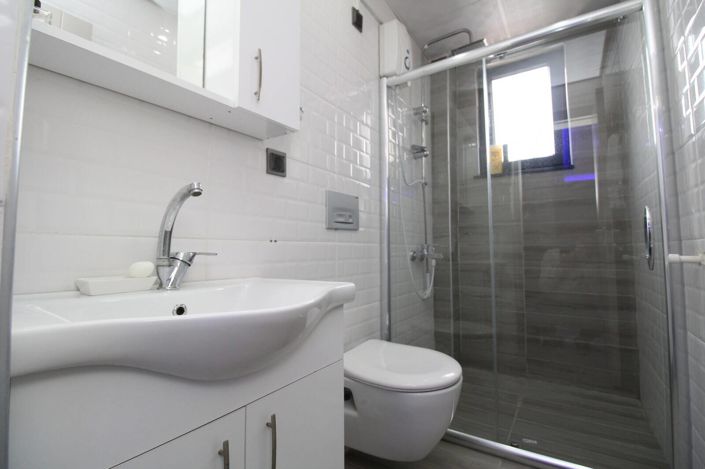 Image No.60-1 Bed Apartment for sale