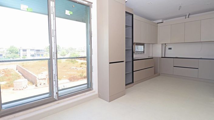 Image No.57-4 Bed Apartment for sale