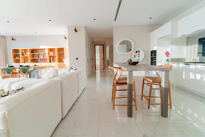 Image No.10-4 Bed House/Villa for sale