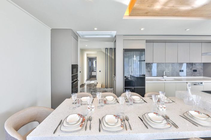 Image No.14-5 Bed House/Villa for sale