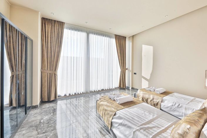 Image No.36-5 Bed House/Villa for sale