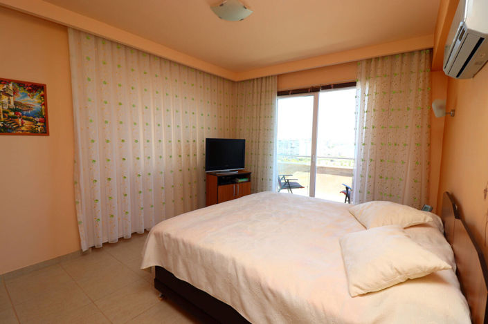 Image No.26-3 Bed Apartment for sale