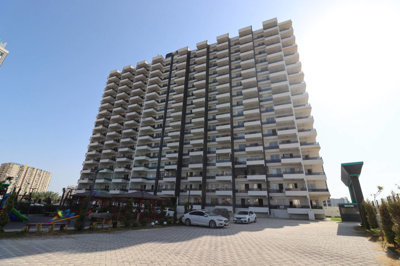 Exterior 1