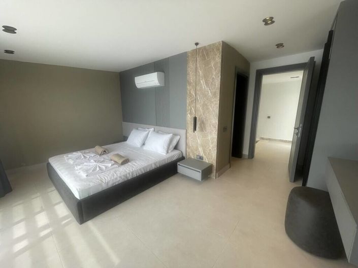 Image No.22-4 Bed House/Villa for sale