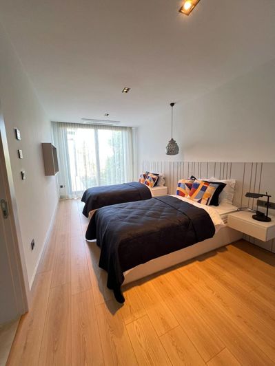 Image No.13-5 Bed House/Villa for sale