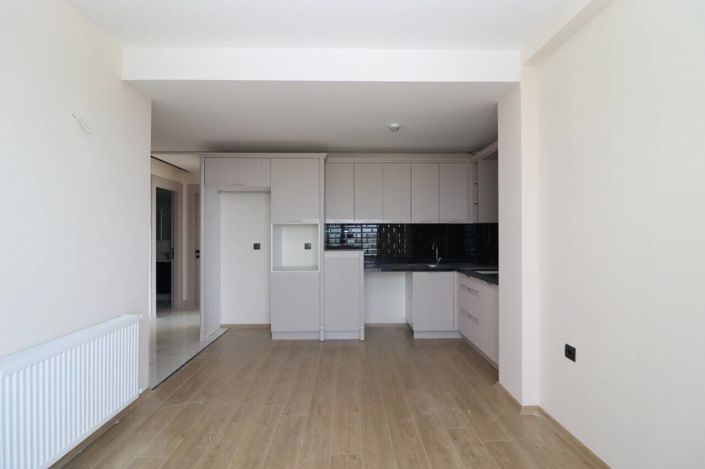 Image No.10-1 Bed Apartment for sale