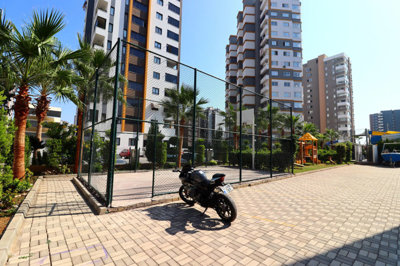 Exterior 10