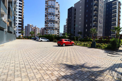 Exterior 6
