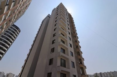 Exterior 1