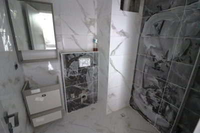 Interior 7