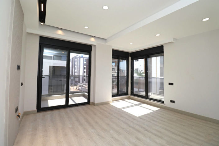 Image No.11-1 Bed Apartment for sale