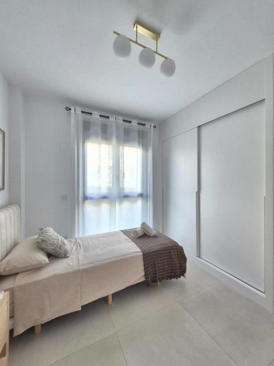 Image No.14-3 Bed Apartment for sale