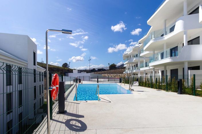 Image No.21-3 Bed Apartment for sale