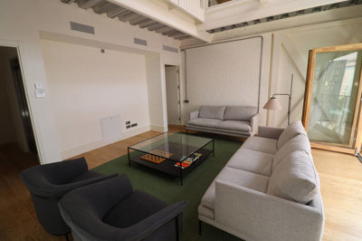 Interior 2