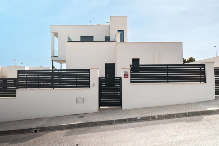 Image No.1-3 Bed House/Villa for sale
