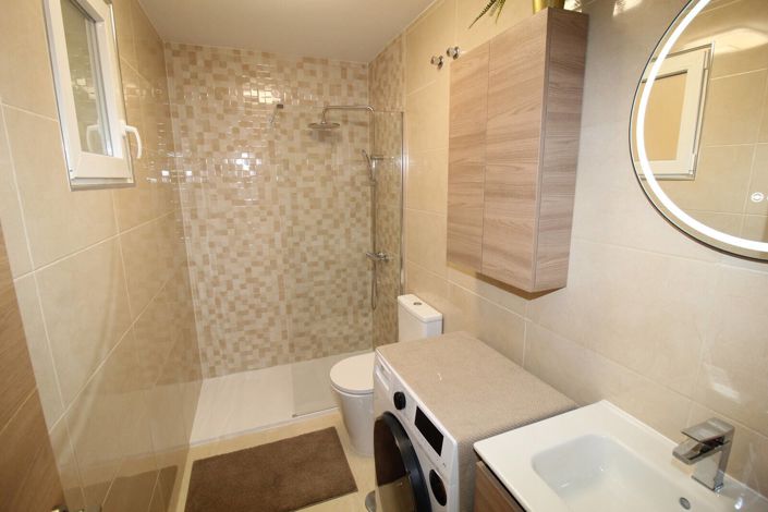 Image No.14-2 Bed Apartment for sale