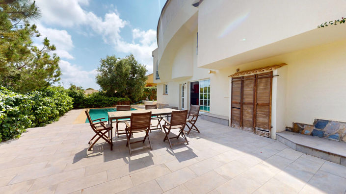 Image No.13-5 Bed House/Villa for sale