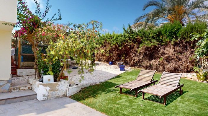 Image No.17-5 Bed House/Villa for sale