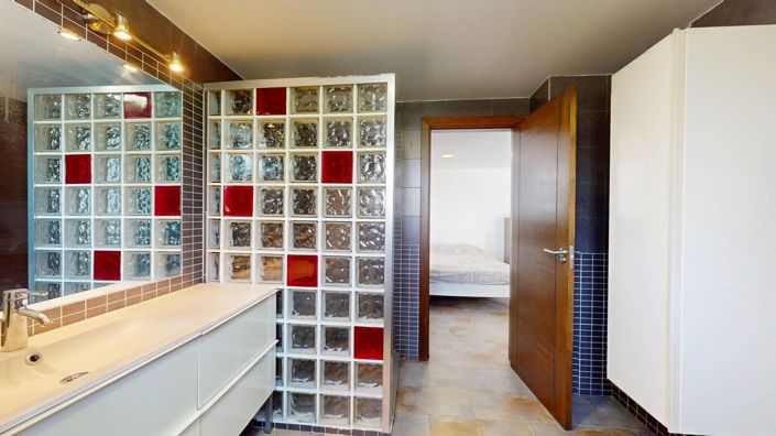 Image No.69-5 Bed House/Villa for sale